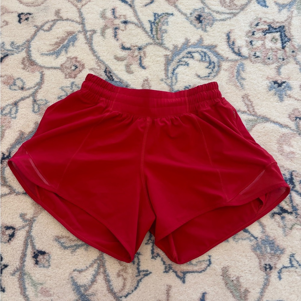 Lululemon Hotty Hot shorts